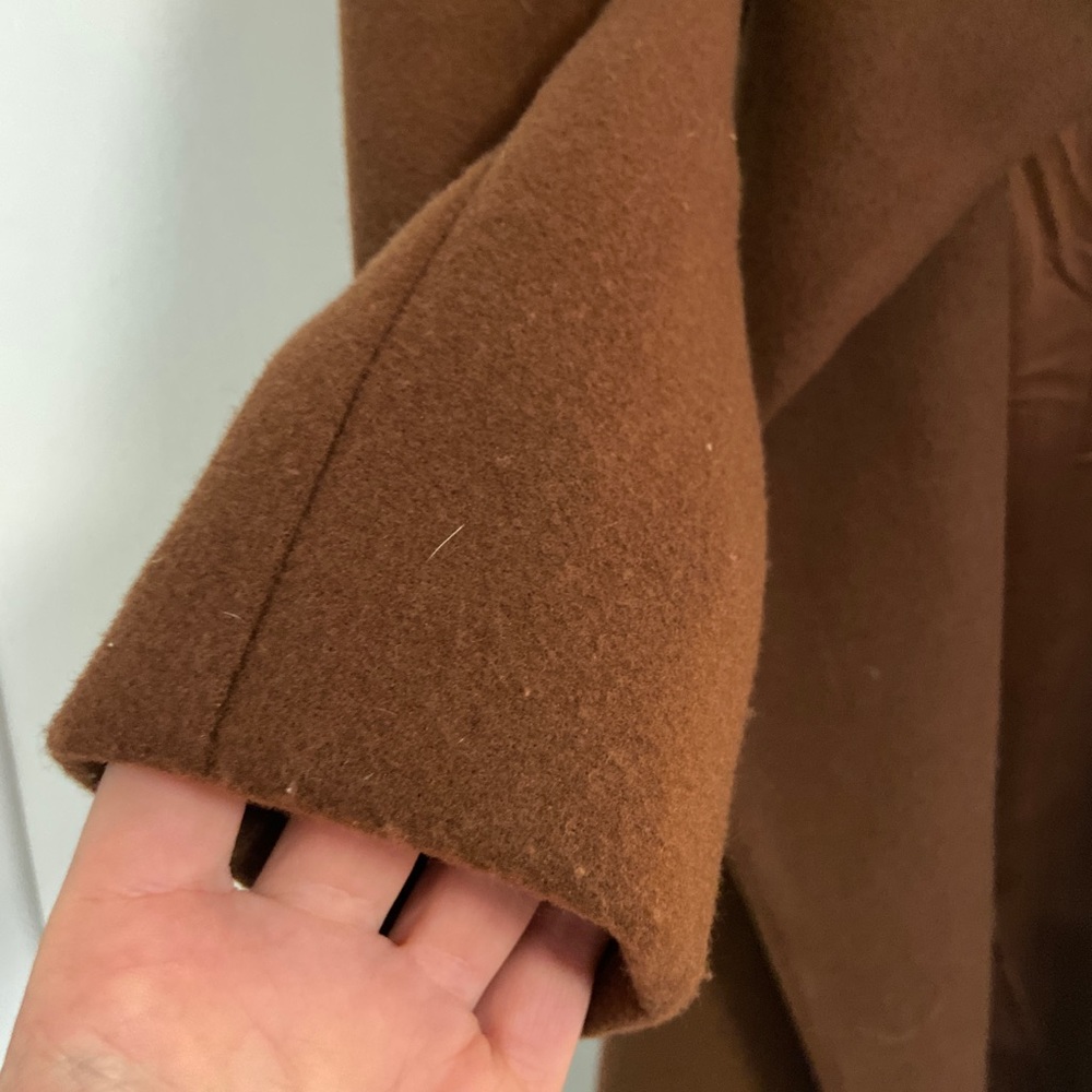 Coat Size S - Picture 7 of 8